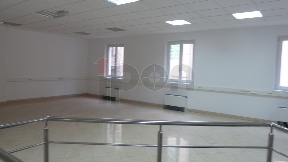 Commercial Property, 333 m2, For Sale, Rijeka - Centar