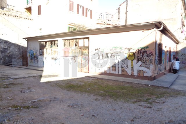 Commercial Property, 249 m2, For Sale, Rijeka - Mlaka