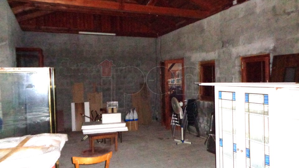 Casa, 449 m2, Vendita, Rupa