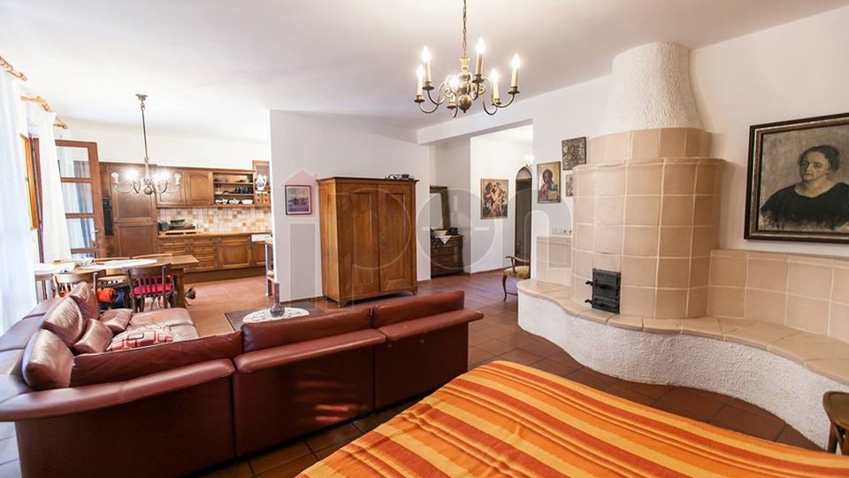 House, 300 m2, For Sale, Novi Vinodolski