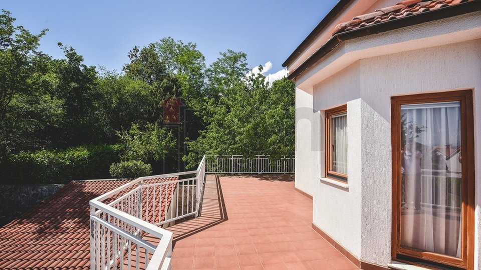 House, 300 m2, For Sale, Rijeka - Gornja Vežica
