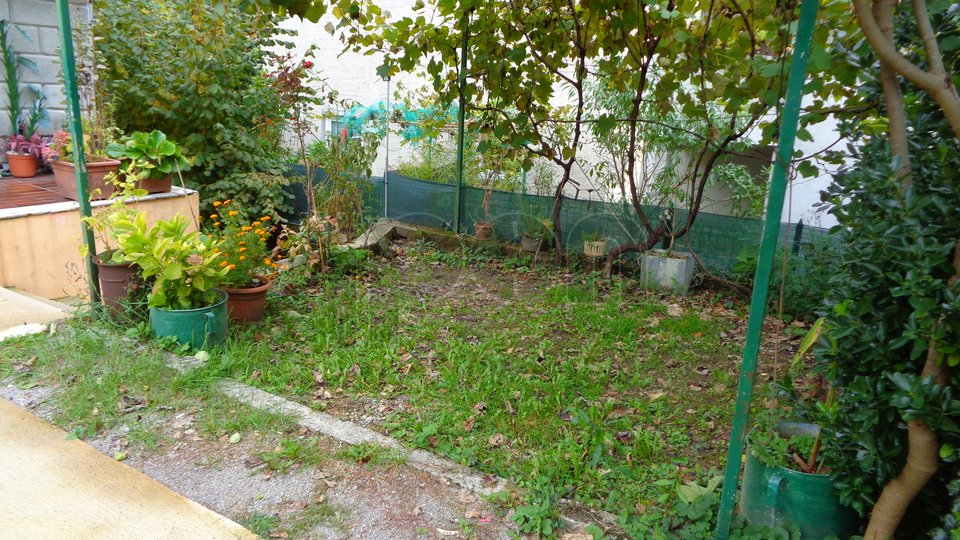 House, 90 m2, For Sale, Dražice