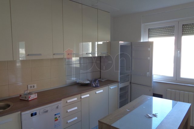 Apartment, 79 m2, For Rent, Rijeka - Hosti