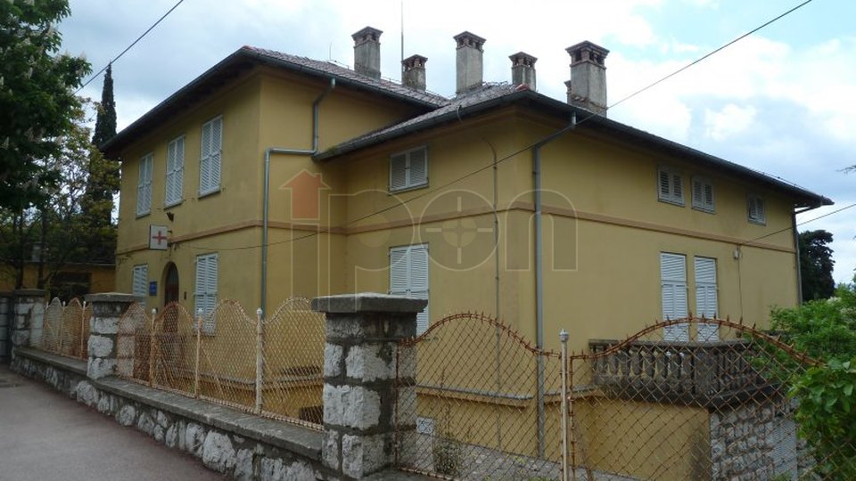 Haus, 856 m2, Verkauf, Novi Vinodolski