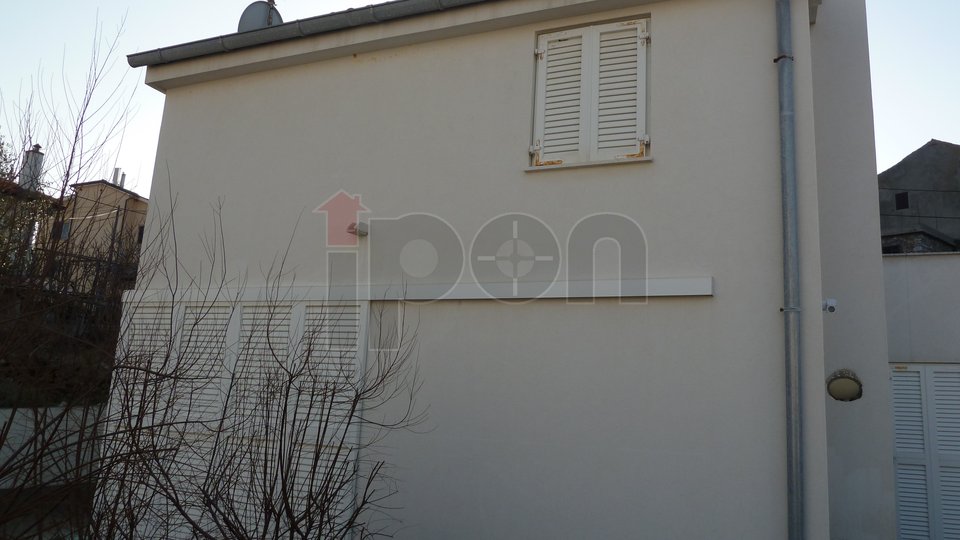 House, 160 m2, For Sale, Vrbnik