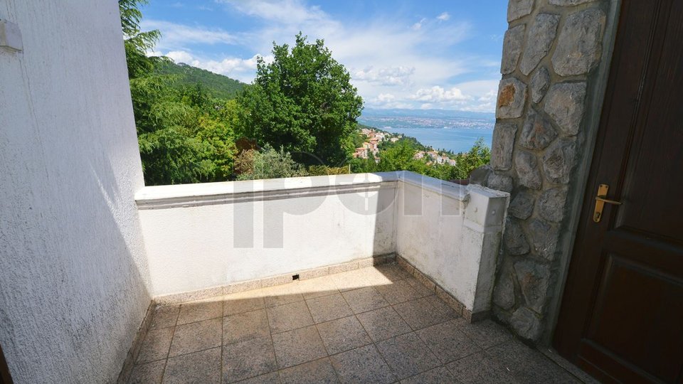 Opatija-Ičići, luksuzna villa, mirno okruženje, pogled na more!