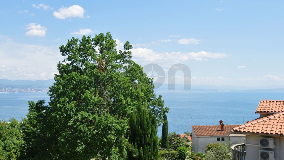 Opatija-Ičići, luksuzna villa, mirno okruženje, pogled na more!