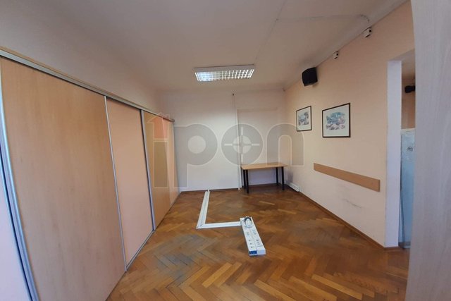 Commercial Property, 65 m2, For Rent, Rijeka - Centar