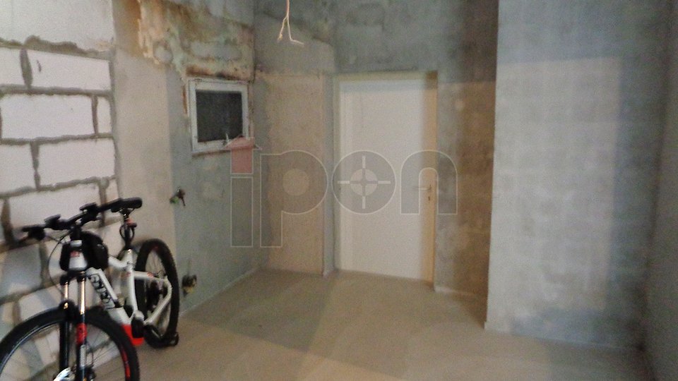 Commercial Property, 312 m2, For Sale, Rijeka - Zamet
