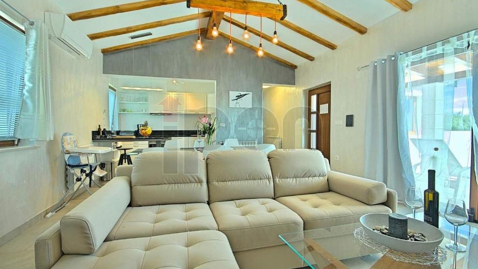 House, 180 m2, For Sale, Brtonigla