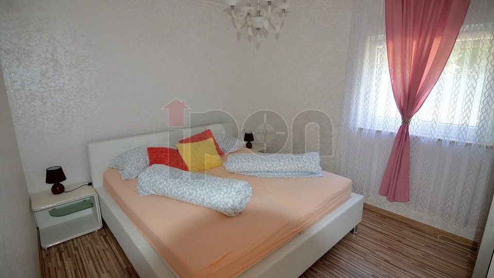 House, 103 m2, For Sale, Poreč
