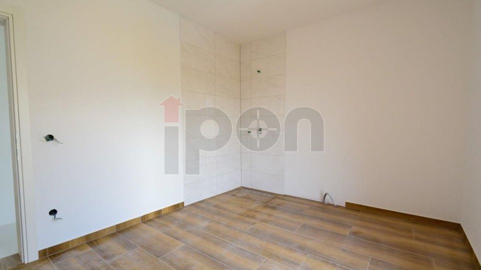 House, 220 m2, For Sale, Poreč