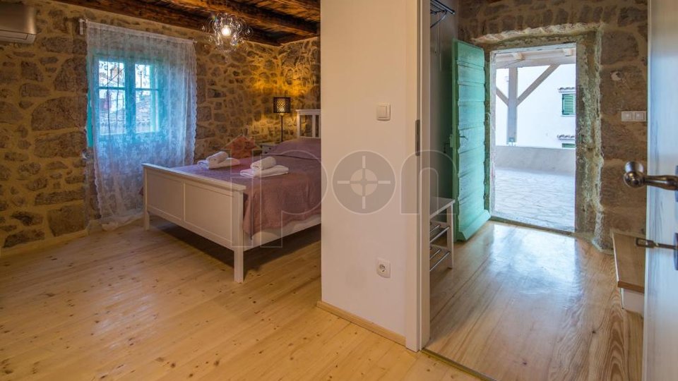 House, 140 m2, For Sale, Vrbnik - Risika