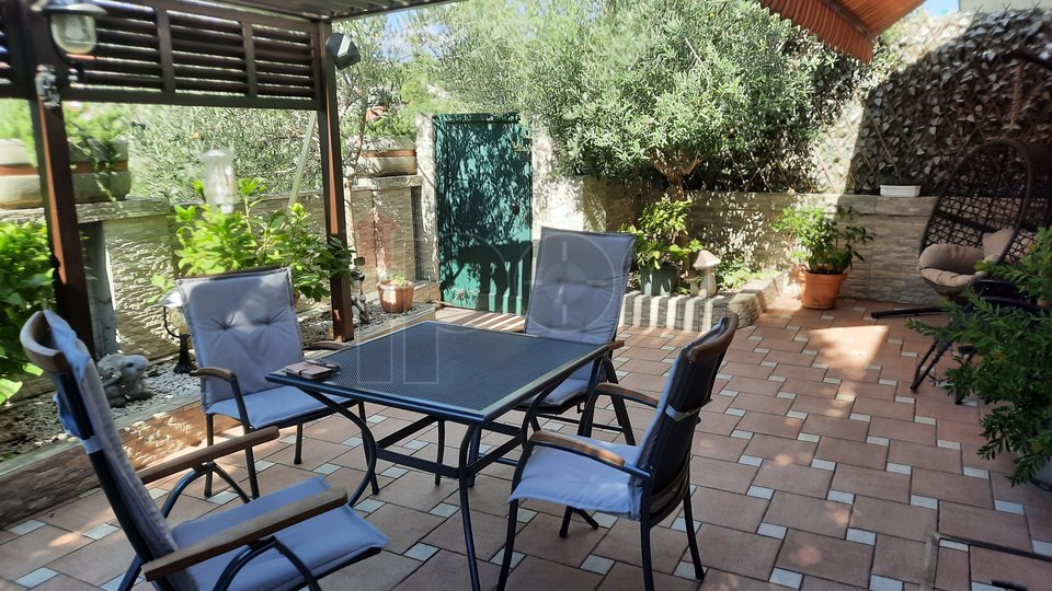 House, 160 m2, For Sale, Rijeka - Gornja Vežica