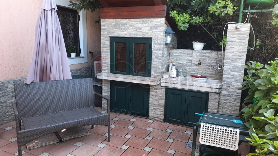 House, 160 m2, For Sale, Rijeka - Gornja Vežica