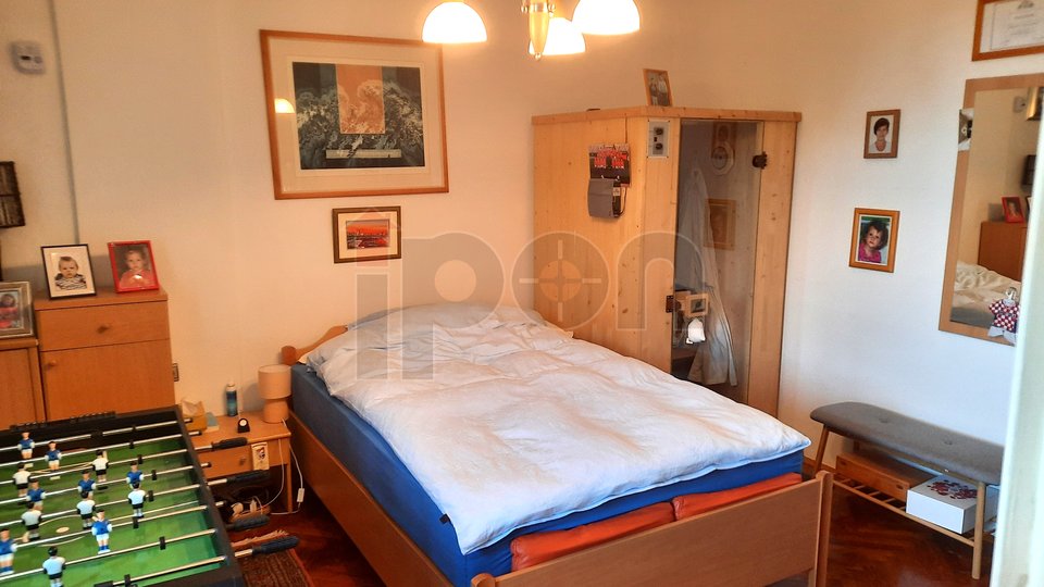 House, 160 m2, For Sale, Rijeka - Gornja Vežica
