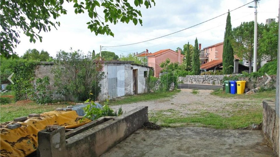House, 120 m2, For Sale, Krk - Vrh