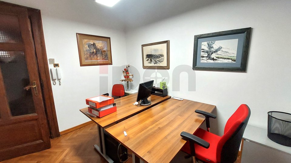 Wohnung, 90 m2, Vermietung, Rijeka - Centar
