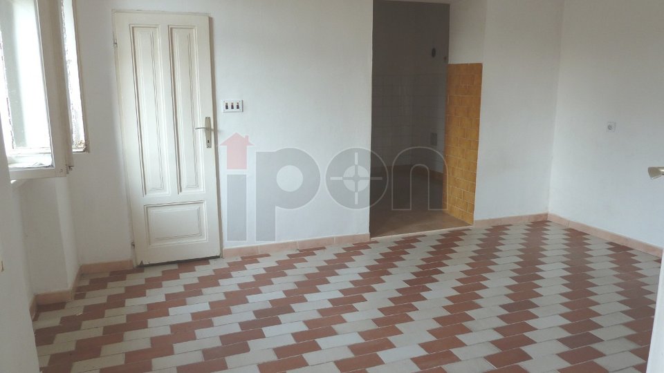 House, 95 m2, For Sale, Rijeka - Trsat