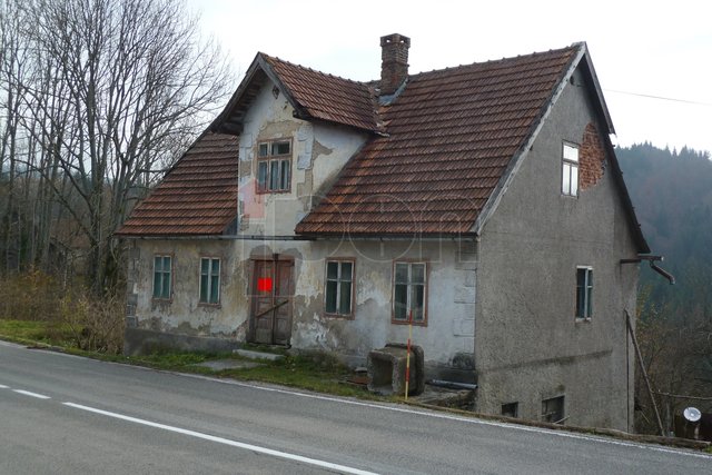House, 160 m2, For Sale, Vrbovsko - Moravice